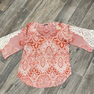 Orange and Cream Paisley top with lace detail on sleeves
